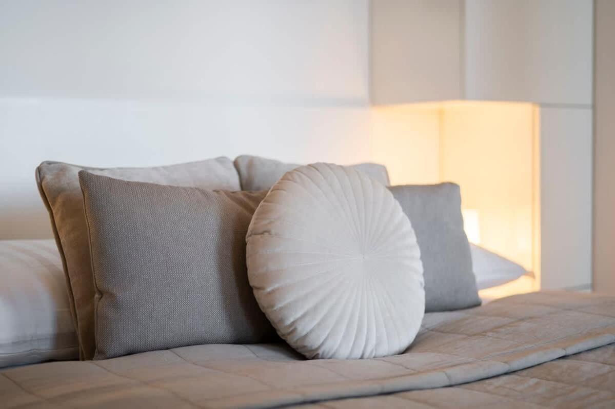 Luxury 1Bdrm On The 28Th Floor Apartment บราติสลาวา ภายนอก รูปภาพ